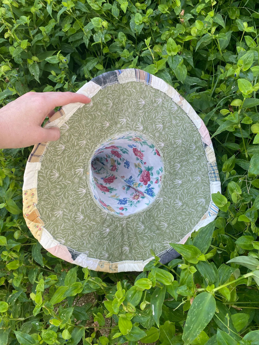 ✨Last day Promotion 🔥-🧙‍♀️ Quilted Witch Hat – Handcrafted Folk Art Style for Unique Halloween Charm 🎃