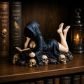 🖤Gothic Hooded Reader Figurine – Dark Academia Bookshelf Decor