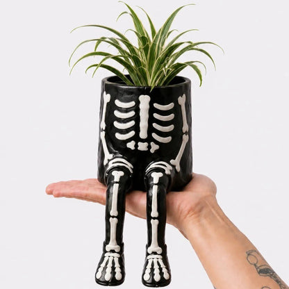 🪴 Last Day 50% OFF✨-🧙‍♀️Whimsical Halloween Hanging Leg Planter for Fun  🌵