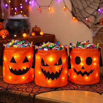 🔥 LAST DAY 50% OFF! 🎃 Light-Up Halloween Trick-or-Treat Candy Bag ✨