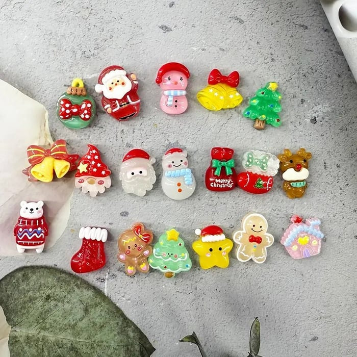 ⏰Last day Promotion 🔥-🎅 Glowing Resin Christmas Decorative Bags Perfect for Festive Holiday Displays ✨