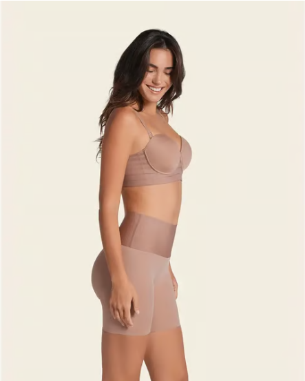 Short Gainant Sans Coutures – Confort Absolu et Silhouette Lisse en Toute Simplicité