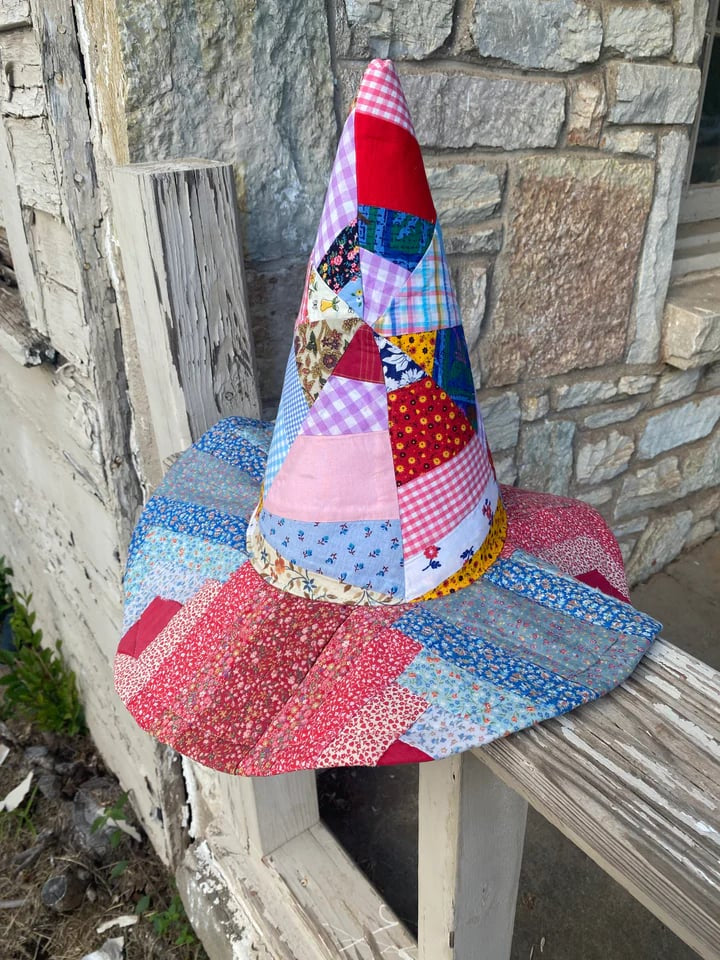 ✨Last day Promotion 🔥-🧙‍♀️ Quilted Witch Hat – Handcrafted Folk Art Style for Unique Halloween Charm 🎃