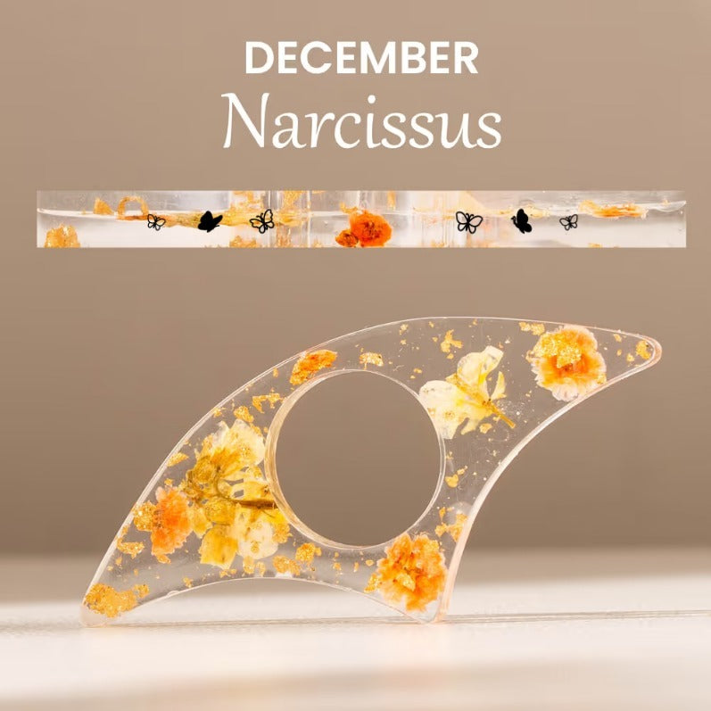 🌸 Personalized Birth Flower Resin Book Page Holder – A Unique Gift for Book Lovers