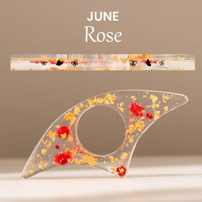 🌸 Personalized Birth Flower Resin Book Page Holder – A Unique Gift for Book Lovers